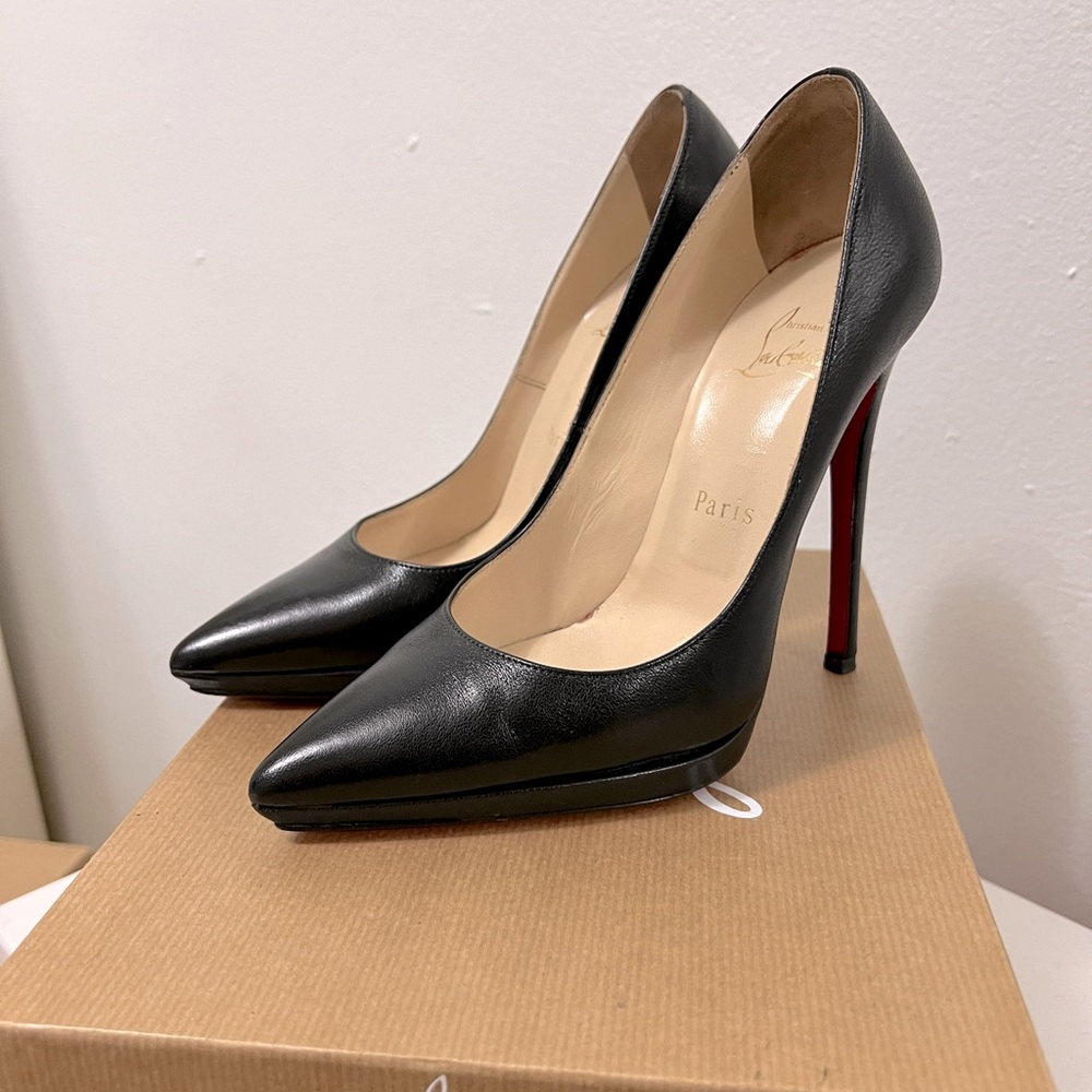 Christian Louboutin Pigalle (Black Leather)